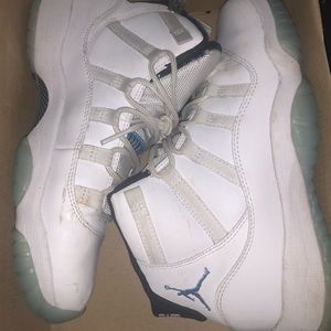 Jordan Retro 11 “Legend Blue”
